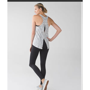 Women's Lululemon Salute the Sun Tank White Tiger Black Space Dye, sz 6